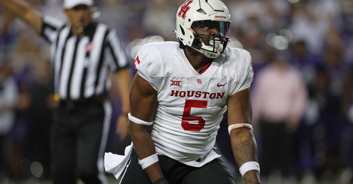 Detroit Lions sign defensive end from rookie minicamp tryouts