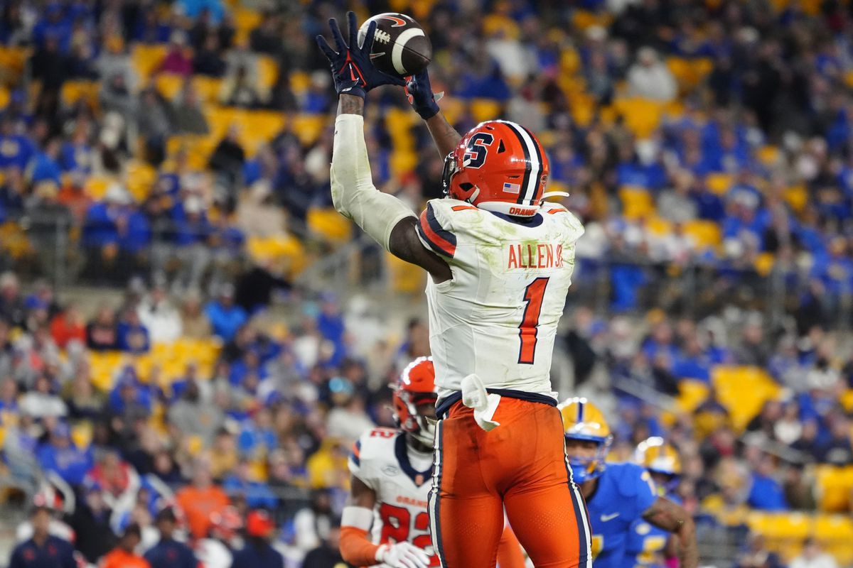 COLLEGE FOOTBALL: OCT 24 Syracuse at Pitt