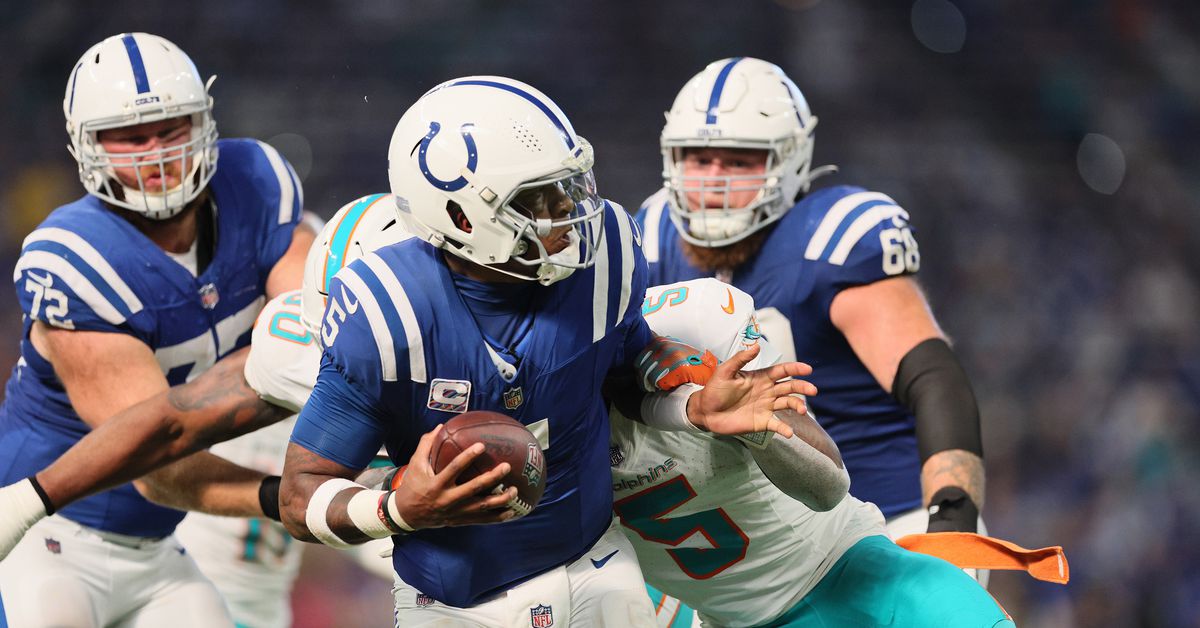 NFL schedule: Week 1 odds set for Dolphins at Colts