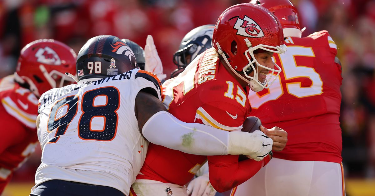 Broncos DE John Franklin-Myers is absent from OTA’s but it’s not contract related