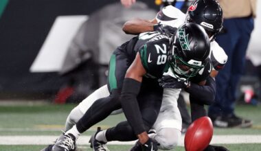 New York Jets News: Aaron Glenn Tips Cap To Dan Campbell