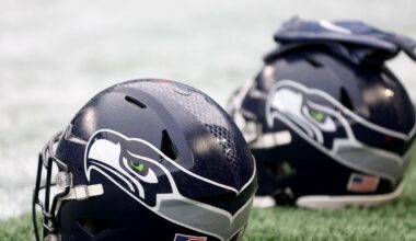 Seahawks sign two rookie tryouts, waive veteran wide receiver River Cracraft