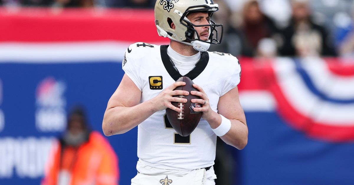 BREAKING: Saints QB Derek Carr announces his retirement from the NFL