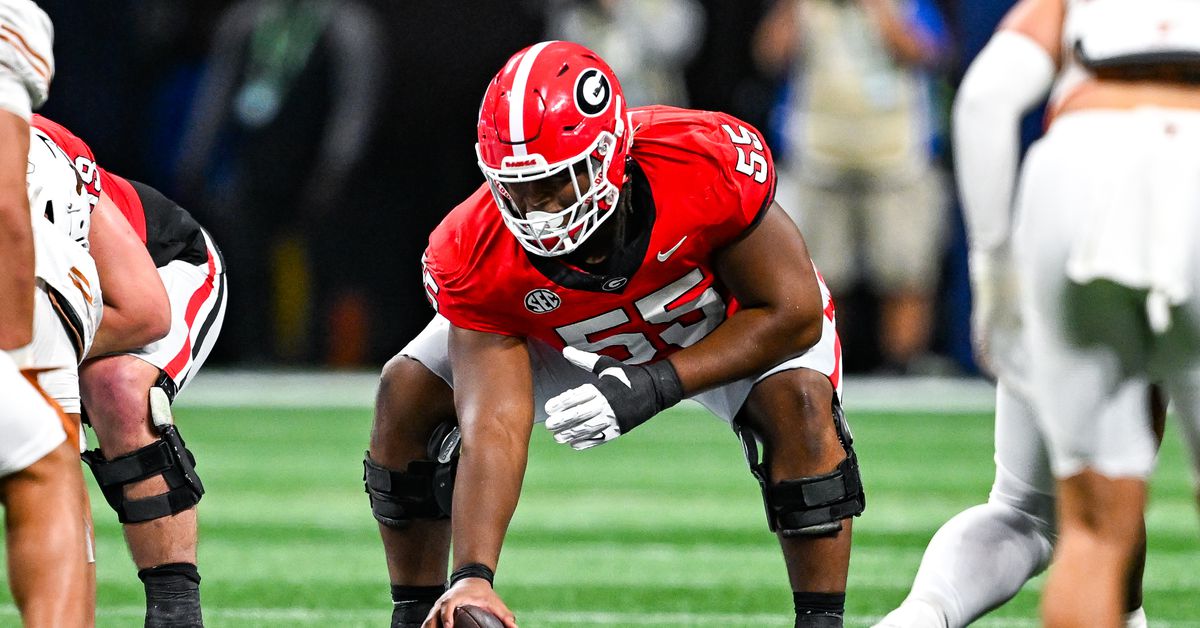 Patriots rookie Jared Wilson taking advice from Mike Vrabel’s former starting center