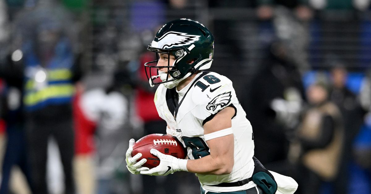 Rams sign Britain Covey to a one-year deal