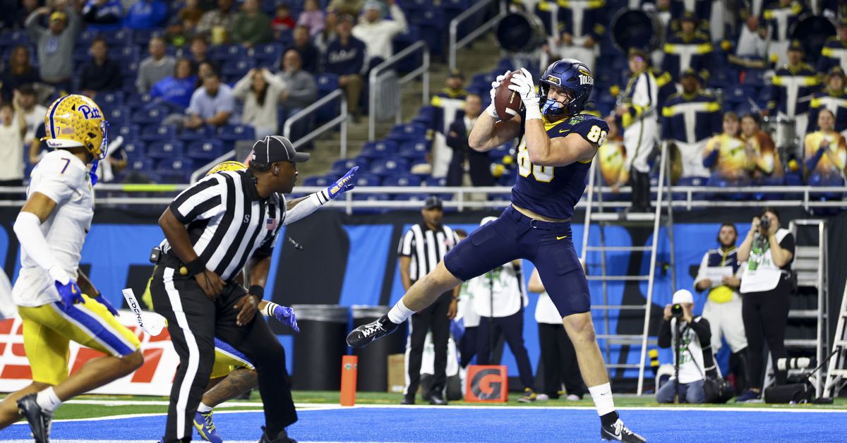 L.A. Rams sign two and fill out their tight end room for 2025