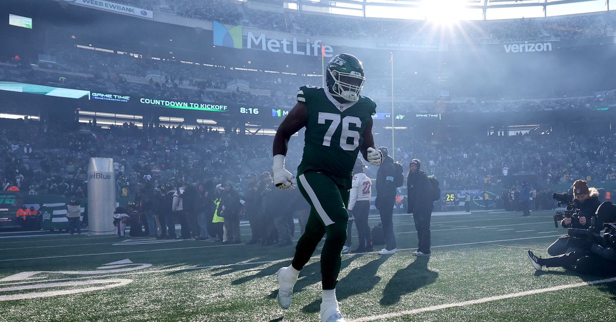 NY Jets News: Fields Faces Massive Pressure To Bring Success To Jets