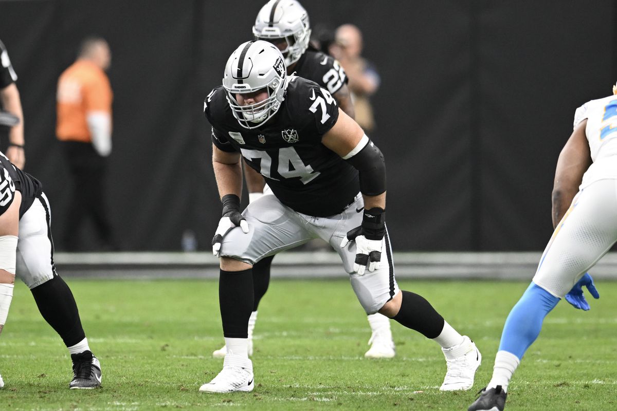 Los Angeles Chargers v Las Vegas Raiders