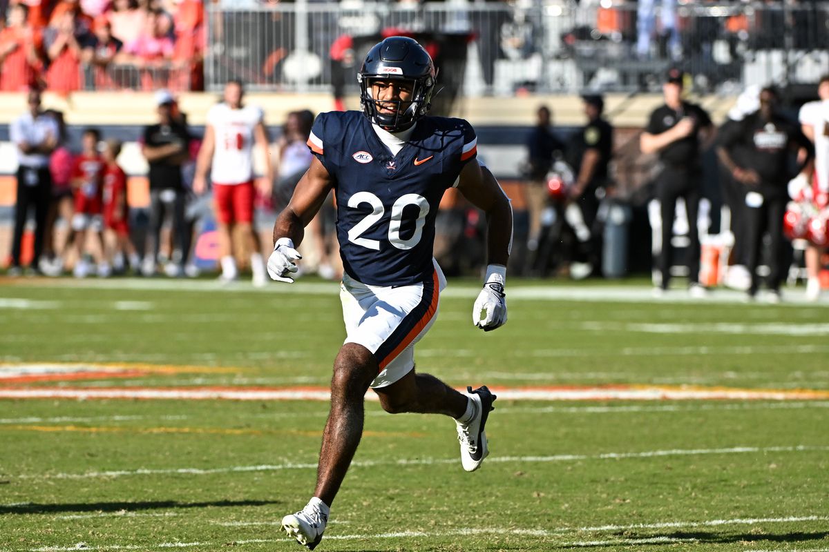 Louisville Cardinals v Virginia Cavaliers