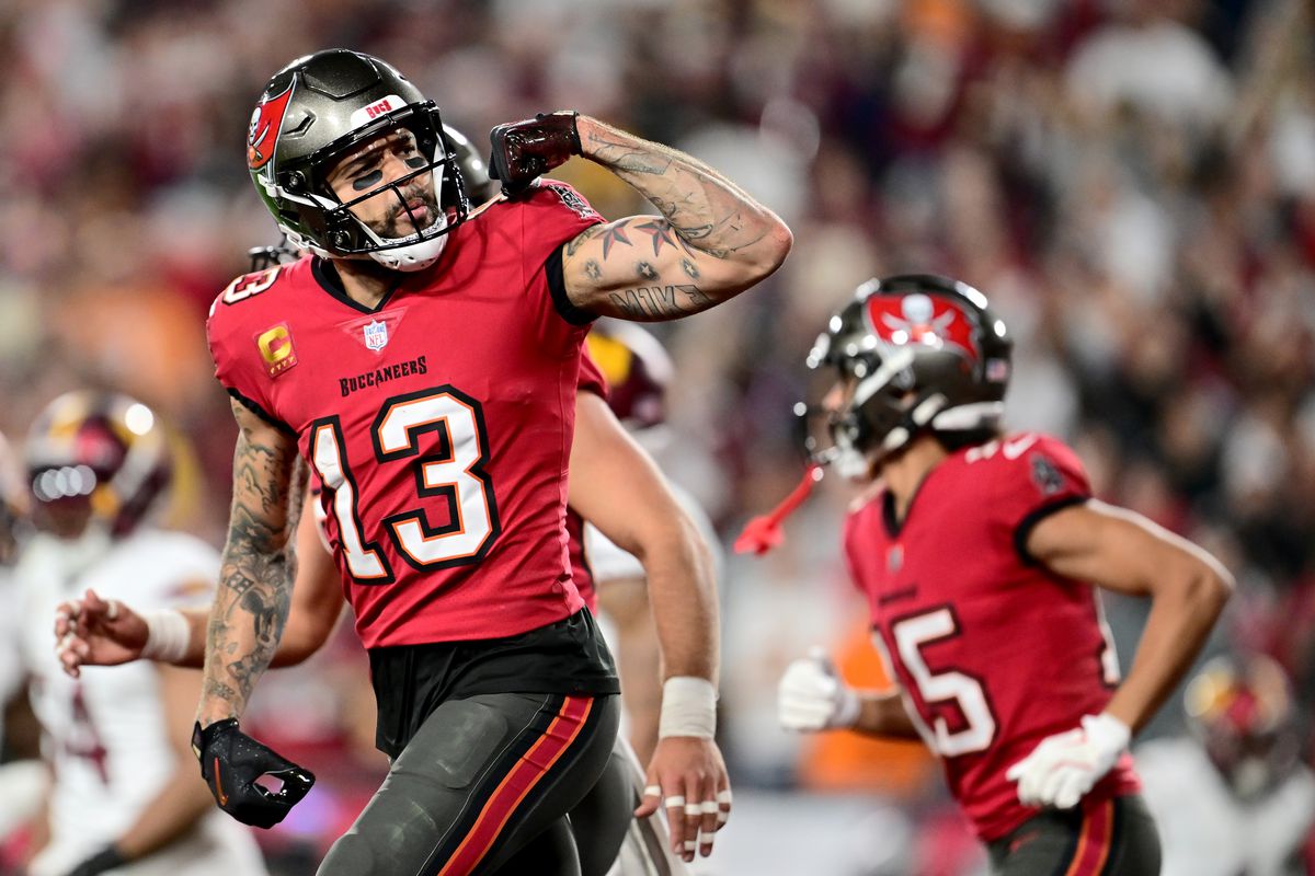 NFC Wild Card Playoffs: Washington Commanders v Tampa Bay Buccaneers