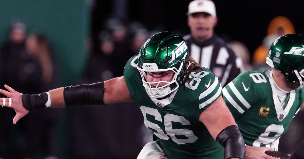 Could Joe Tippmann and Josh Myers be a position battle for the New York Jets at center?