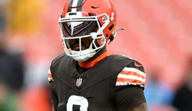 Elijah Moore catching passes from Josh Allen in Bills offseason action