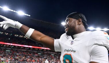 Jonnu Smith trade rumors 2025: What could Miami Dolphins do if tight end is moved this summer?