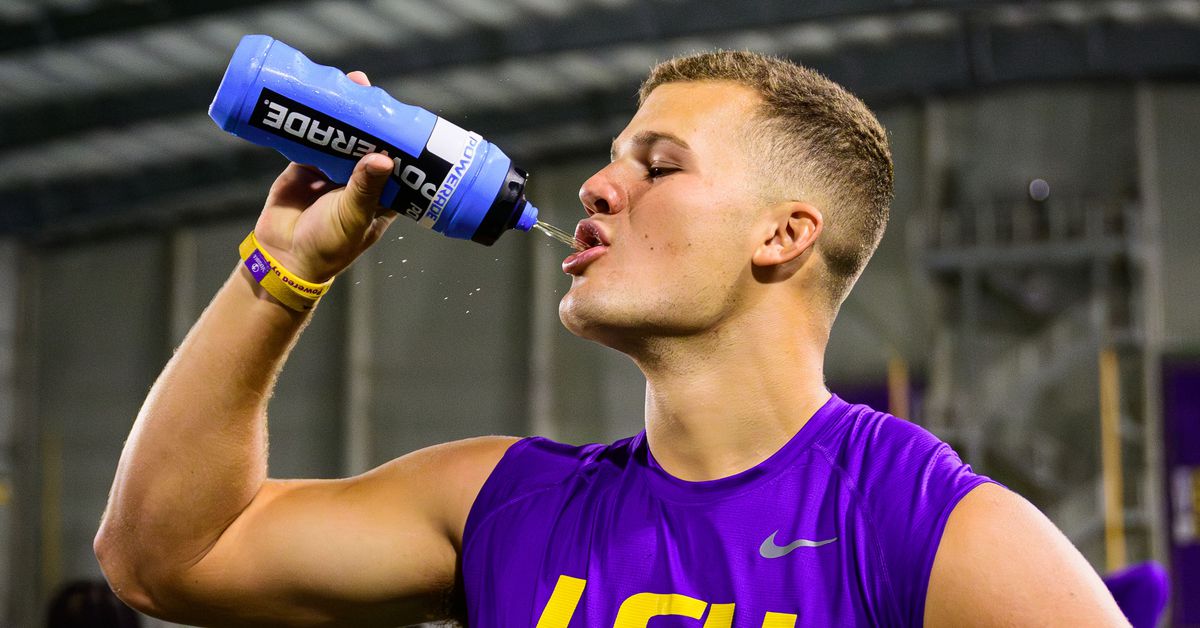 Rams had another tight end in mind when they drafted Terrance Ferguson