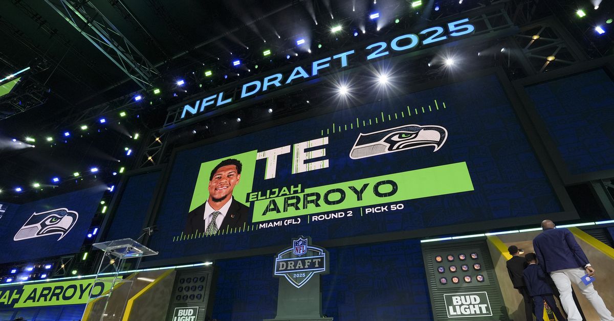Seahawks analyst sees rookie Elijah Arroyo as having ‘second-leading target’ potential