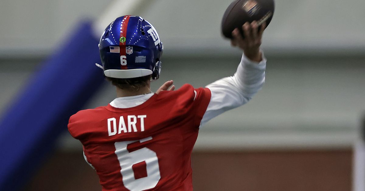 ‘Good job, Joseph!’ Giants show how they landed Jaxson Dart