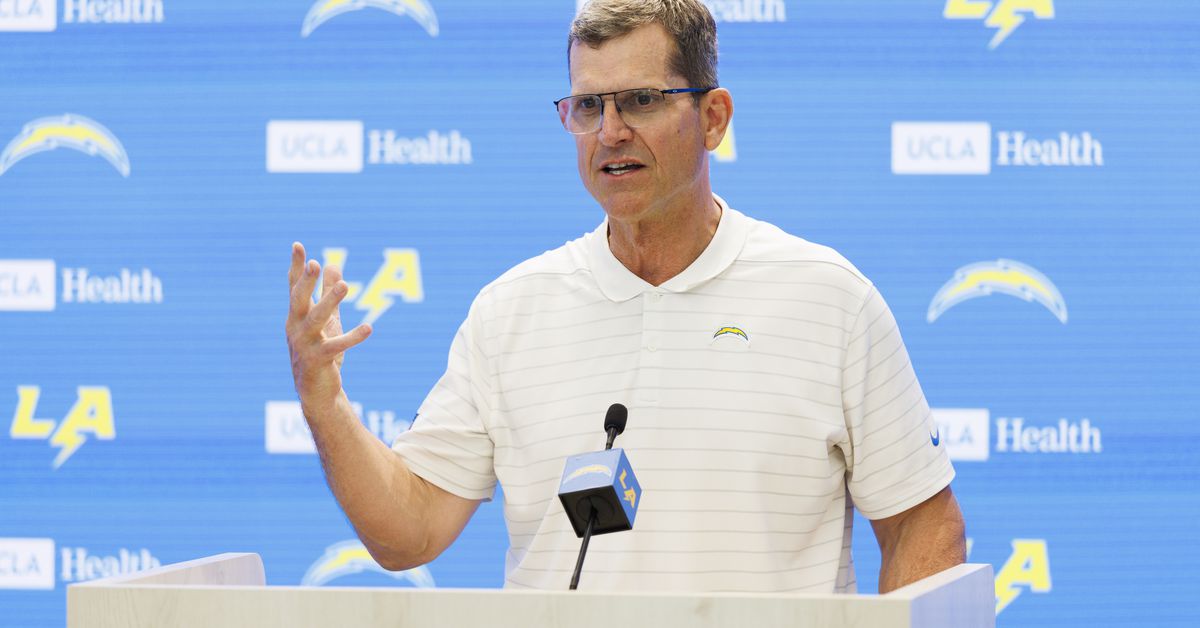Chargers Schedule Analysis: No cakewalks for Bolts in Year 2 of Jim Harbaugh
