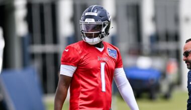 Predicting NFL rookie QB debuts in 2025