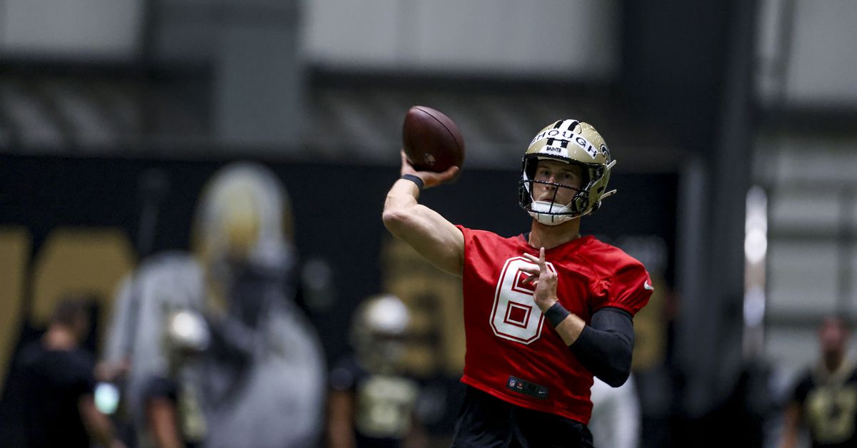 PFF ranks Tyler Shough as the worst starting QB in the NFL