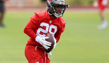 Shilo Sanders signs rookie contract with Tampa Bay Buccaneers