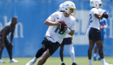 Chargers News: Terry Bradshaw calls Steelers’ pursuit of Aaron Rodgers ‘a joke’