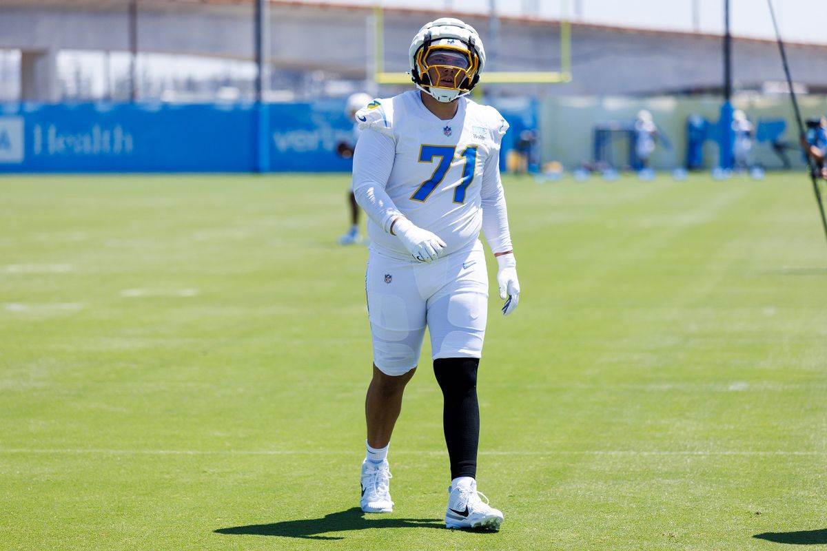 Branson Taylor #71 warms up during the Los Angeles Chargers Rookie Camp at The Bolt on May 9, 2025 in El Segundo, California. 