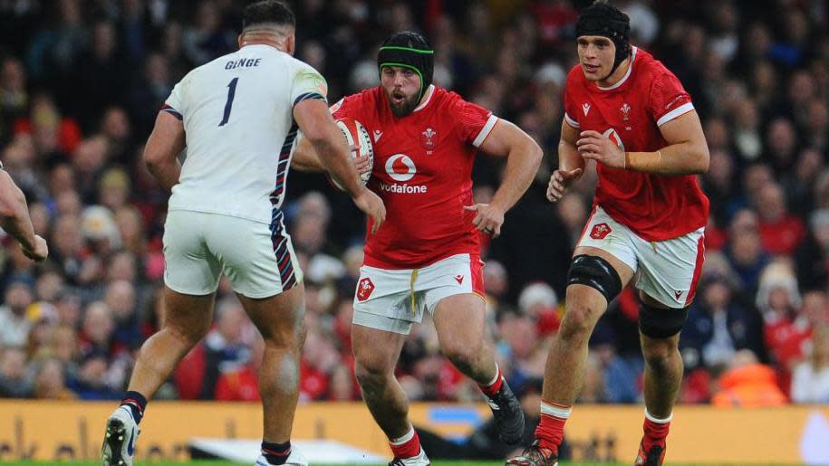 Nicky Smith playing for Wales