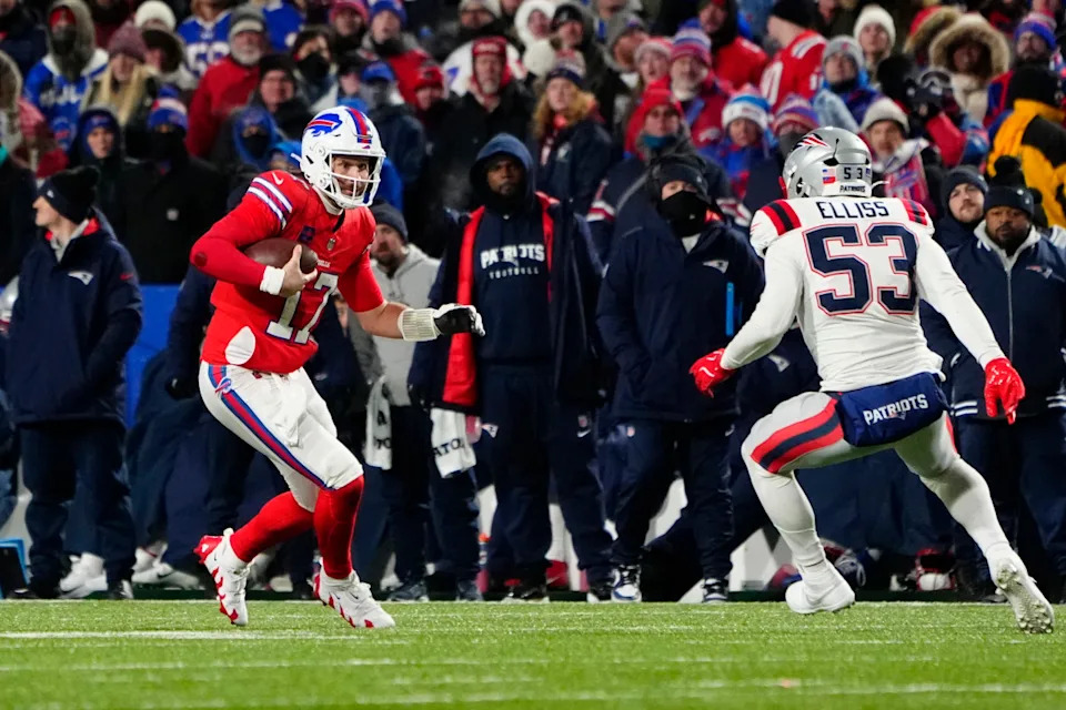 The Buffalo Bills reportedly remain a powerhouse in the AFC East.Gregory Fisher-Imagn Images