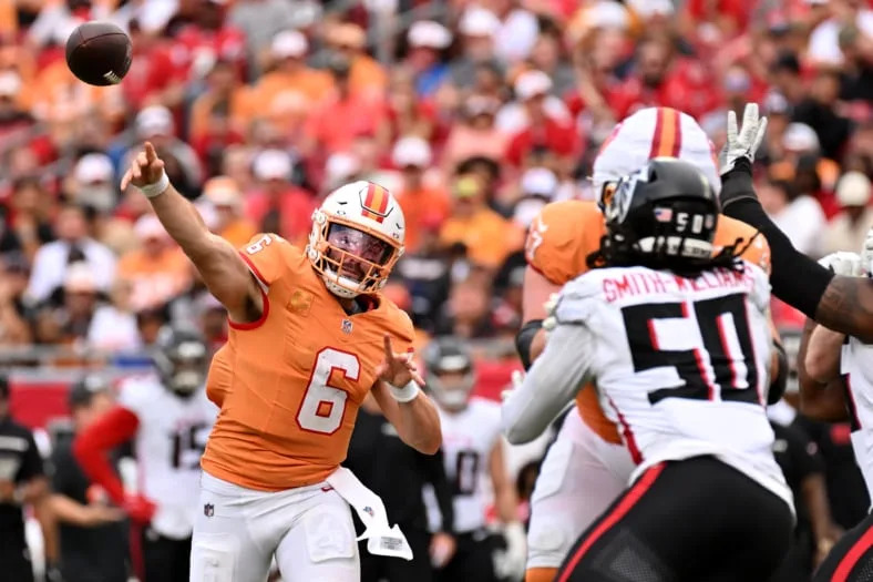 Tampa Bay Buccaneers, Atlanta Falcons