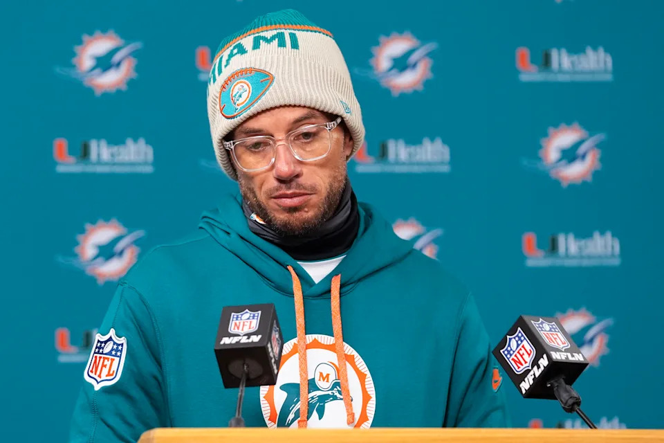 Dolphins coach Mike McDaniel led his team to the playoffs in his first two seasons, but missed out last season. (Photo by Patrick McDermott/Getty Images)