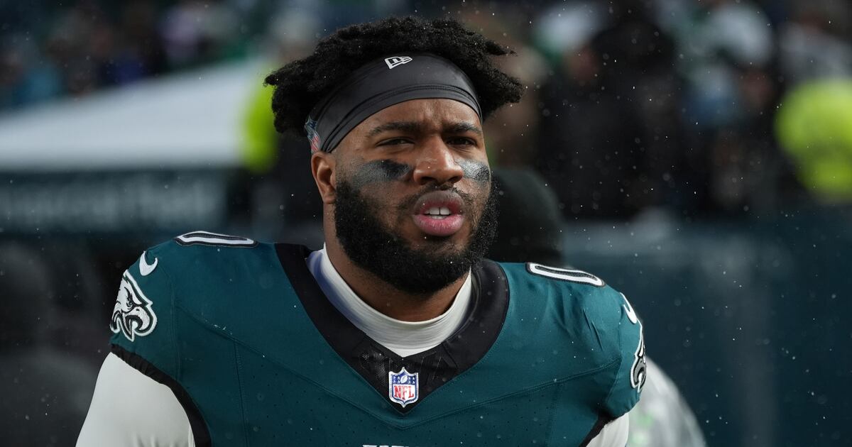 San Francisco 49ers acquire Eagles edge rusher Bryce Huff, AP source says