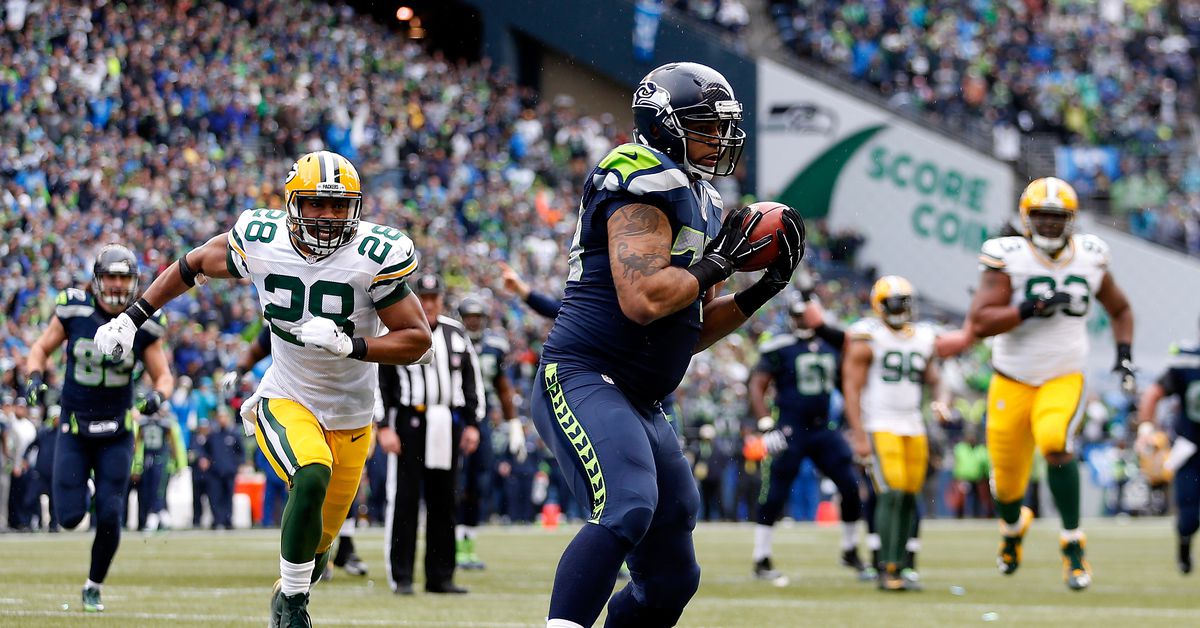 From gridiron to gardening: Ex-Seahawks lineman Garry Gilliam promotes new children’s book