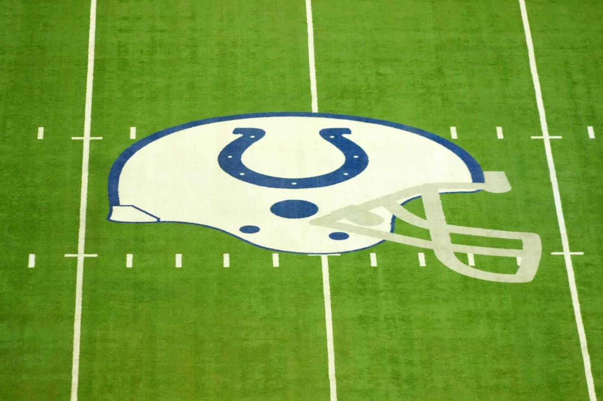 Colts apologize to Tyreek Hill and Microsoft over schedule release video