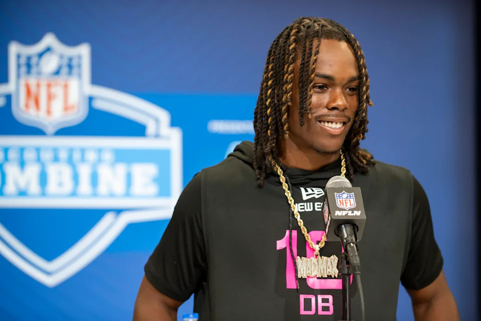 Feb 27, 2025; Indianapolis, IN, USA; Kentucky defensive back Max Hairston (DB10) during the 2025 NFL Combine at Lucas Oil Stadium. Mandatory Credit: Tanner Pearson-Imagn Images Tanner Pearson-Imagn Images