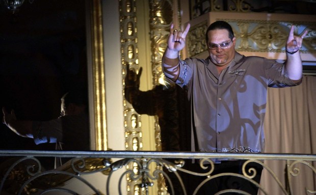 Steve McMichael salutes the fans during the 6th Annual Bears...