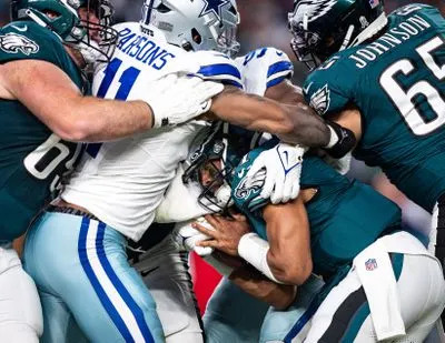NFL: Dallas Cowboys at Philadelphia Eagles