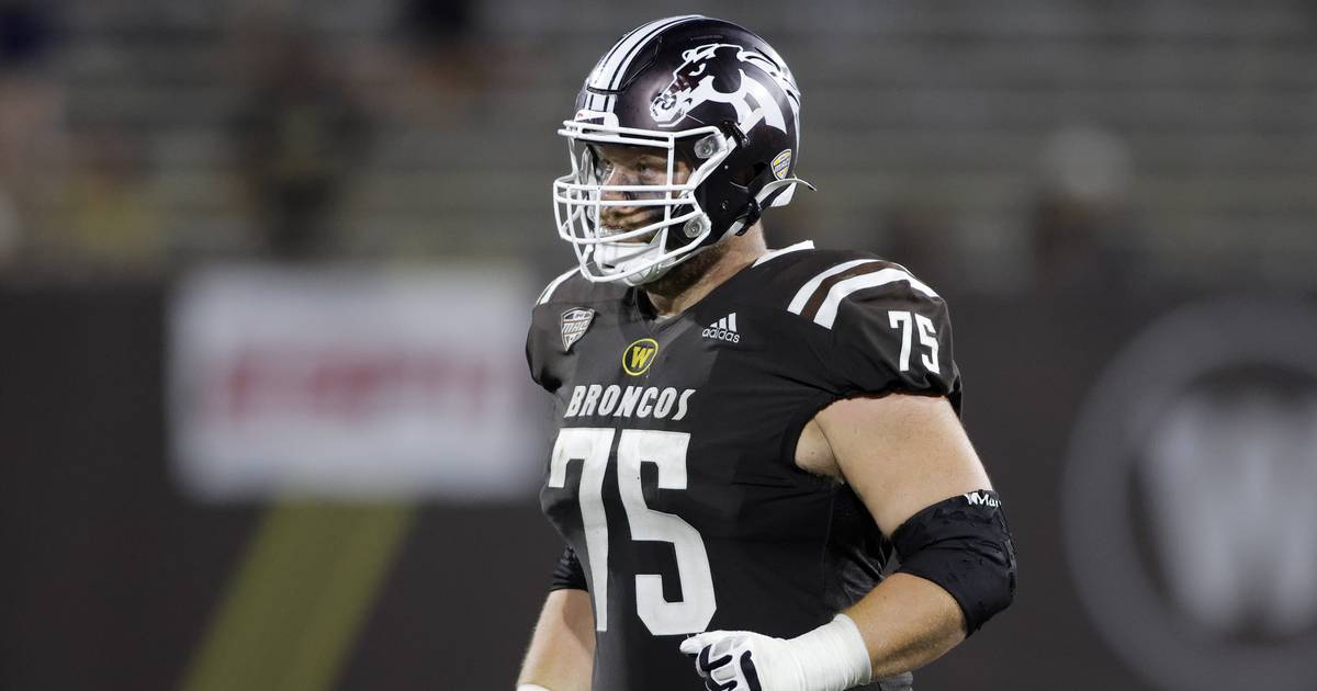 Cary-Grove graduate Addison West is all business in attempt to make Miami Dolphins – Shaw Local