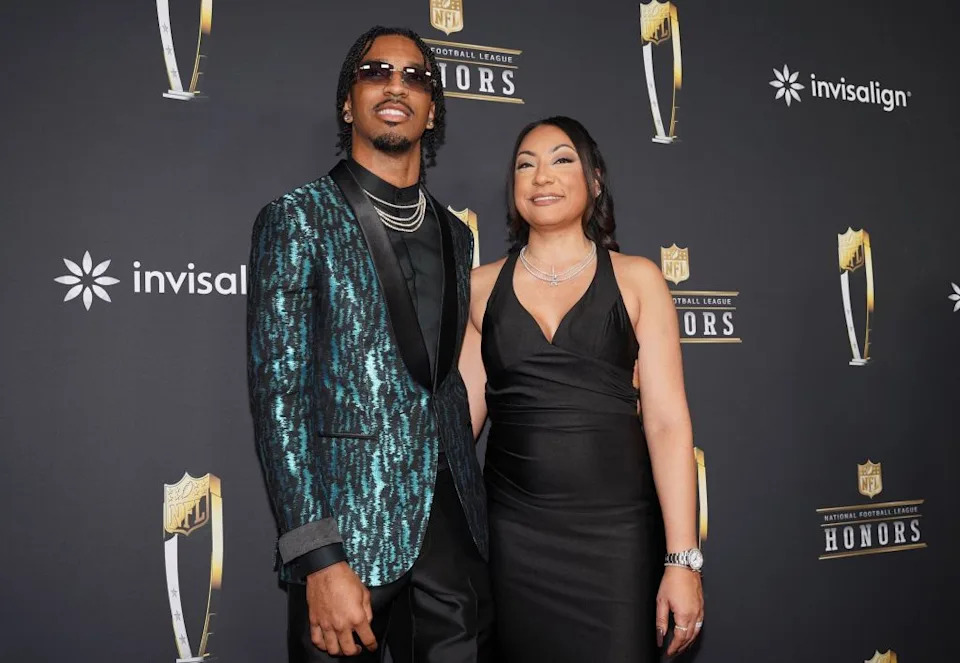 Jayden Daniels and his mother Regina Jackson at the 14th Annual NFL Honors Awards at Saenger Theatre, New Orleans, Louisiana on February 6, 2025. Darren Agboh/Picture Group for Fox Sports/Shutterstock