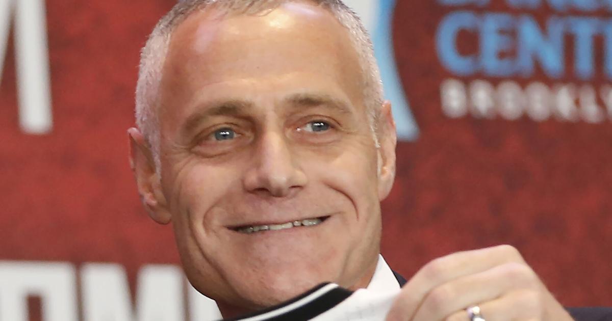 COLUMN: Big 12 commissioner in fight with bigger conferences about College Football Playoff expansion | WVU Mountaineers