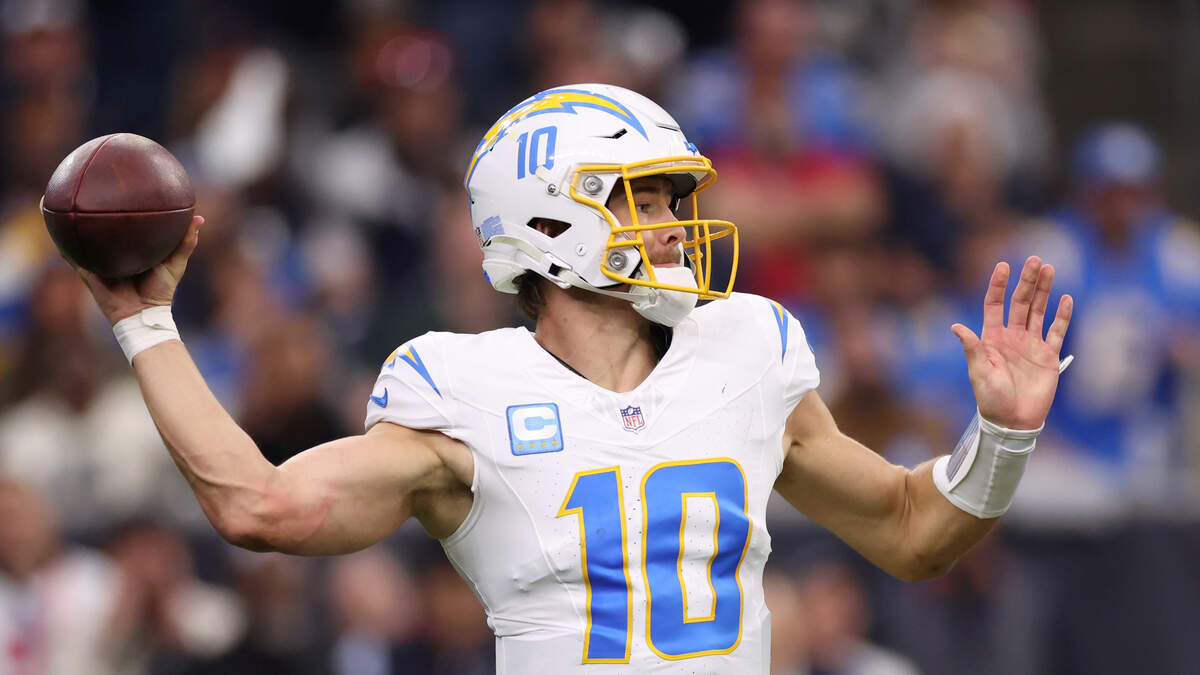 The Chargers And The Rams Are Doing Something No Other NFL Teams Are Doing! | iHeartRadio