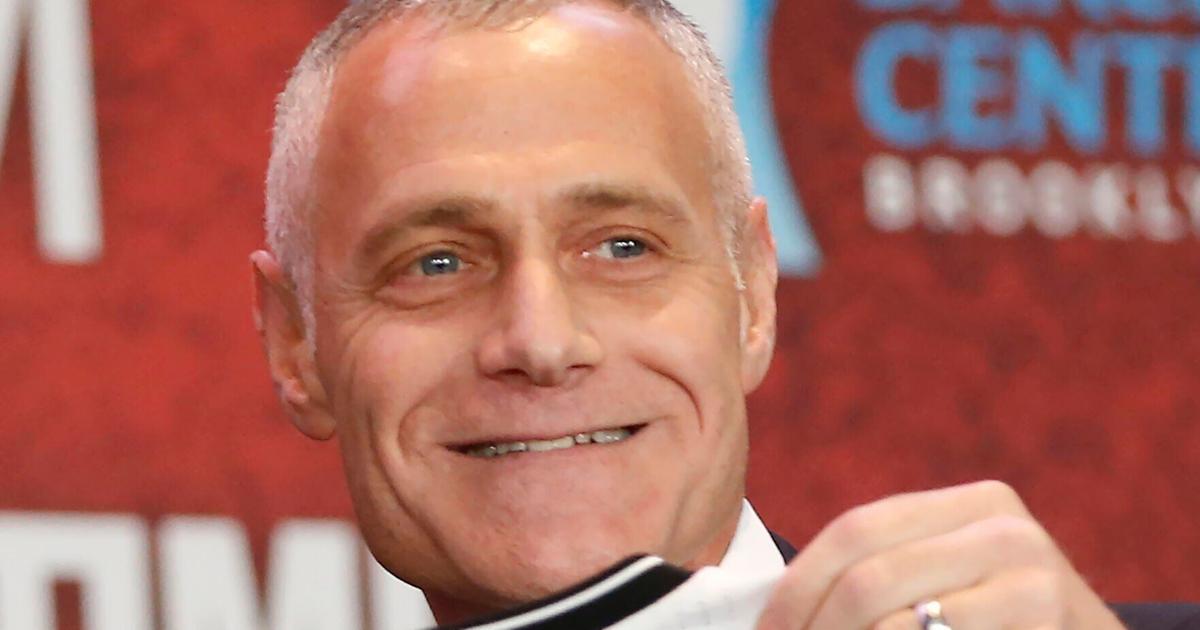 COLUMN: Big 12 commissioner in fight with bigger conferences about College Football Playoff expansion | College