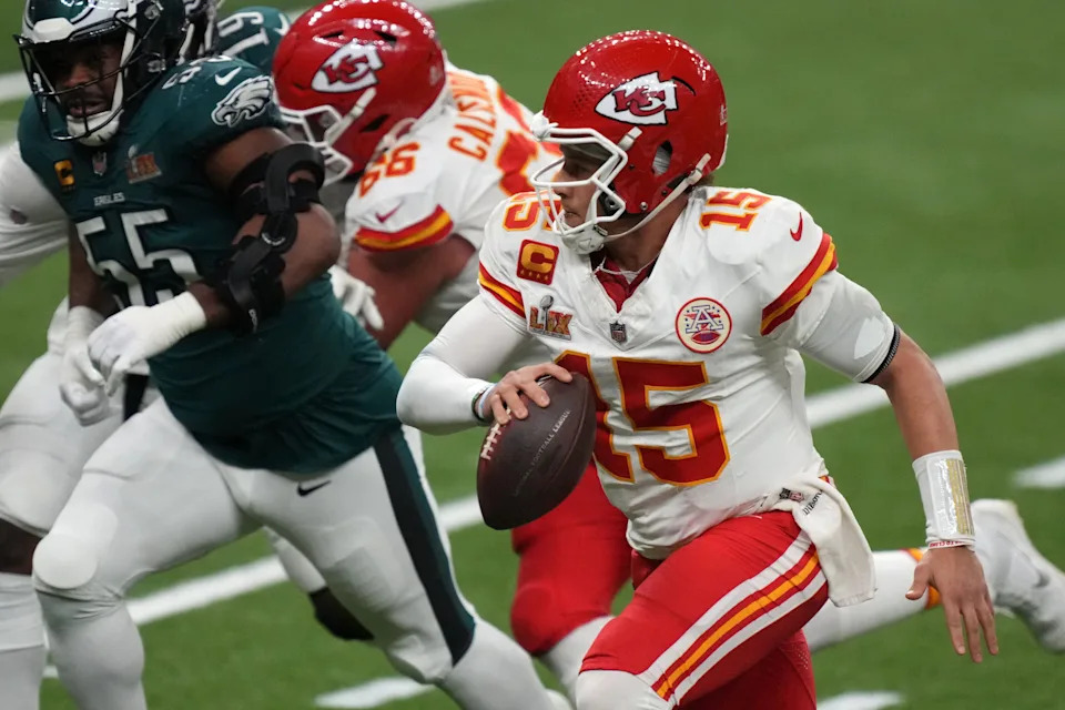 Feb 9, 2025; New Orleans, LA, USA; Kansas City Chiefs quarterback Patrick Mahomes (15) rushes the ball against the Philadelphia Eagles during the fourth quarter in Super Bowl LIX at Caesars Superdome. Mandatory Credit: Kirby Lee-Imagn Images