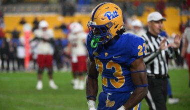 Who did the Colts sign?