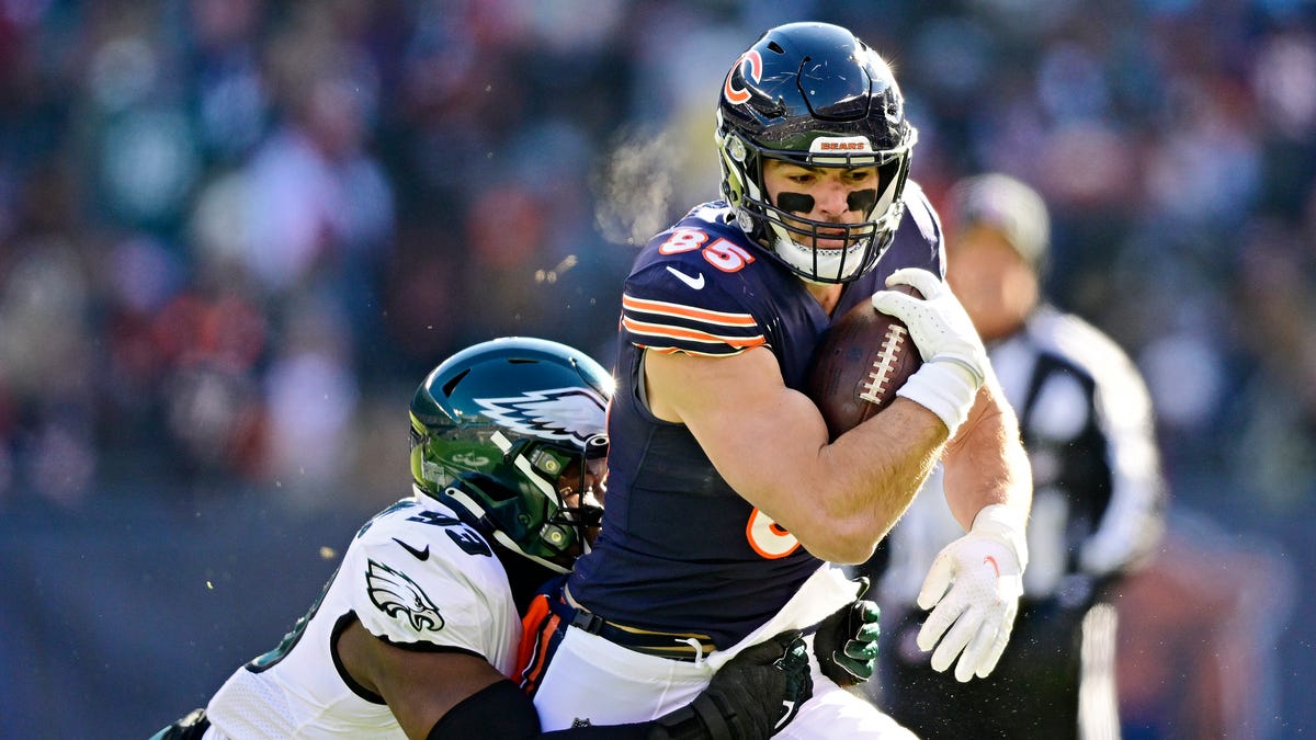 Bears to face Eagles on Black Friday