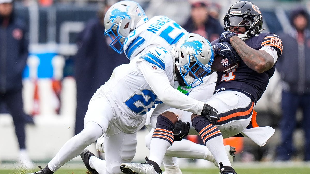 Lions' Robertson shares text messages to late LSU WR Kyren Lacy