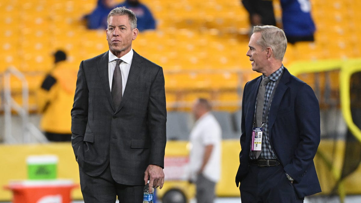 Who is calling division round games?