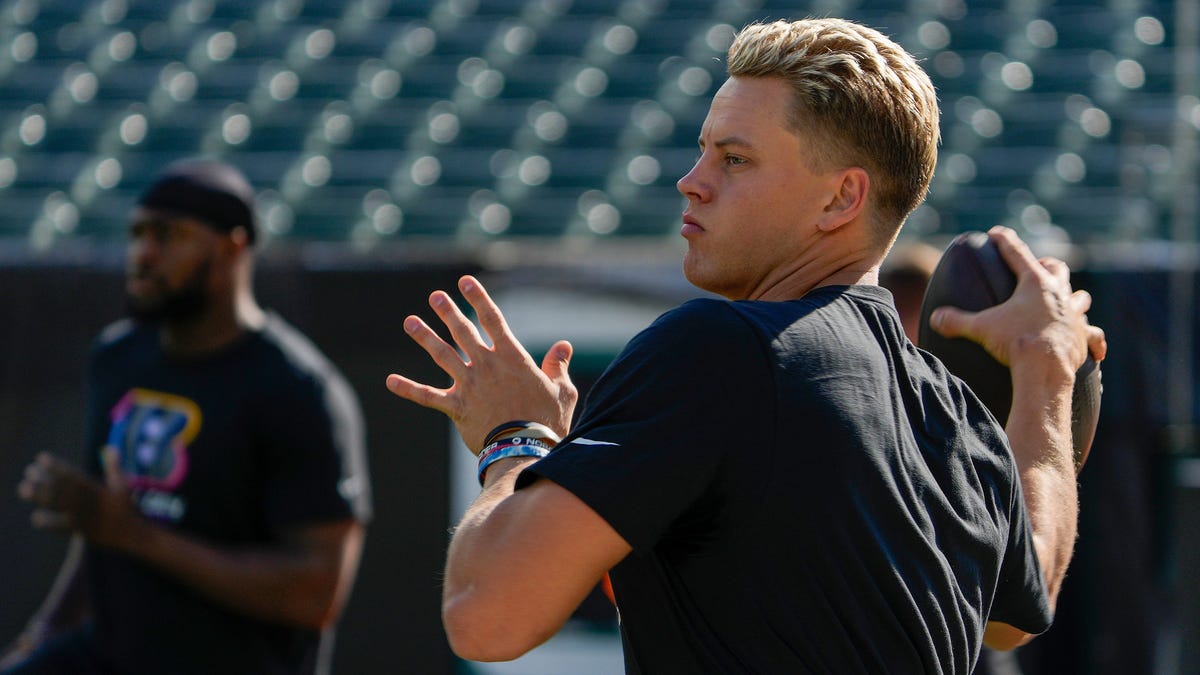 Joe Burrow gives Bengals due credit for contracts with star players