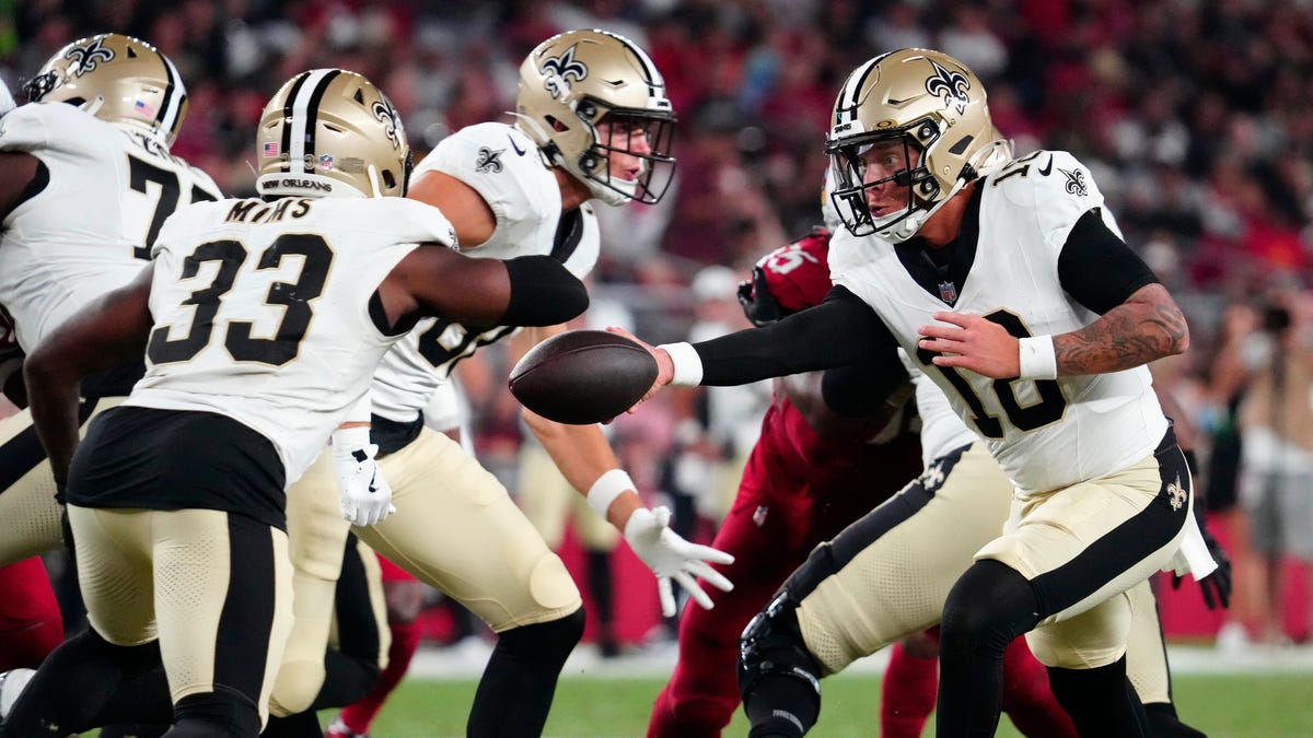 Saints cut Jordan Mims, Millard Bradford to sign two new free agents