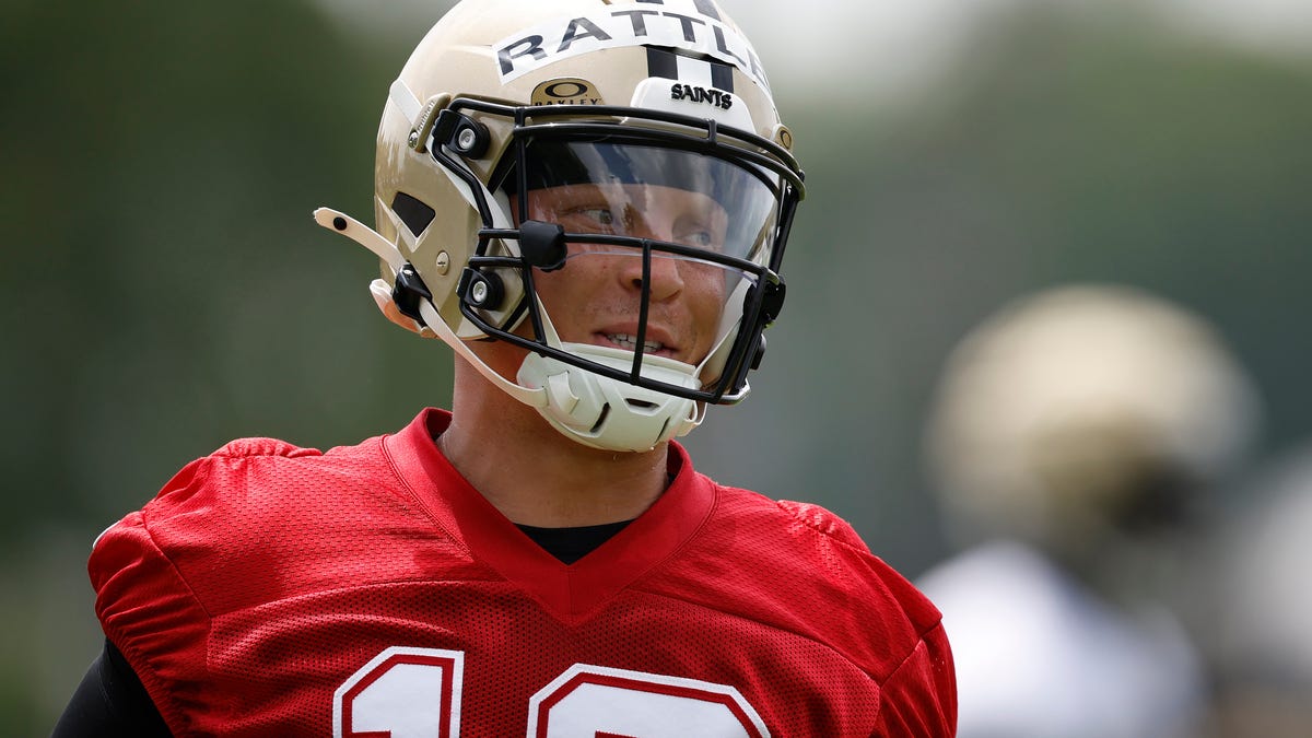 Second-year Saints QB Spencer Rattler off to a hot start at OTAs