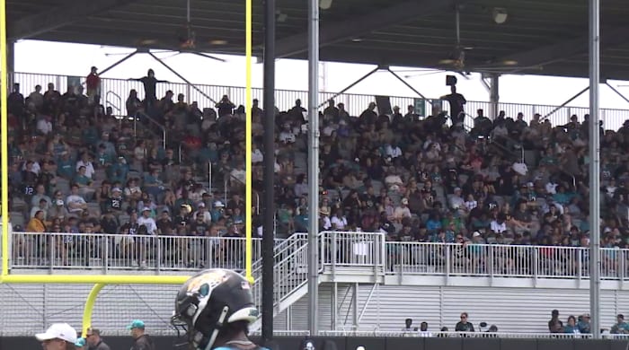 Nearly 2,000 Jags fans embrace rookie class at mini camp